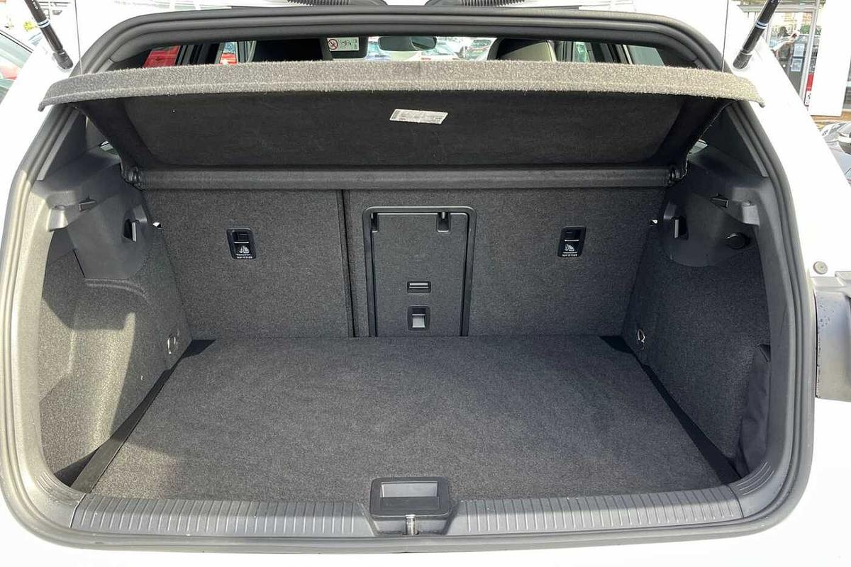 Used Volkswagen Golf 2023 for sale - 77542360: Photo 20