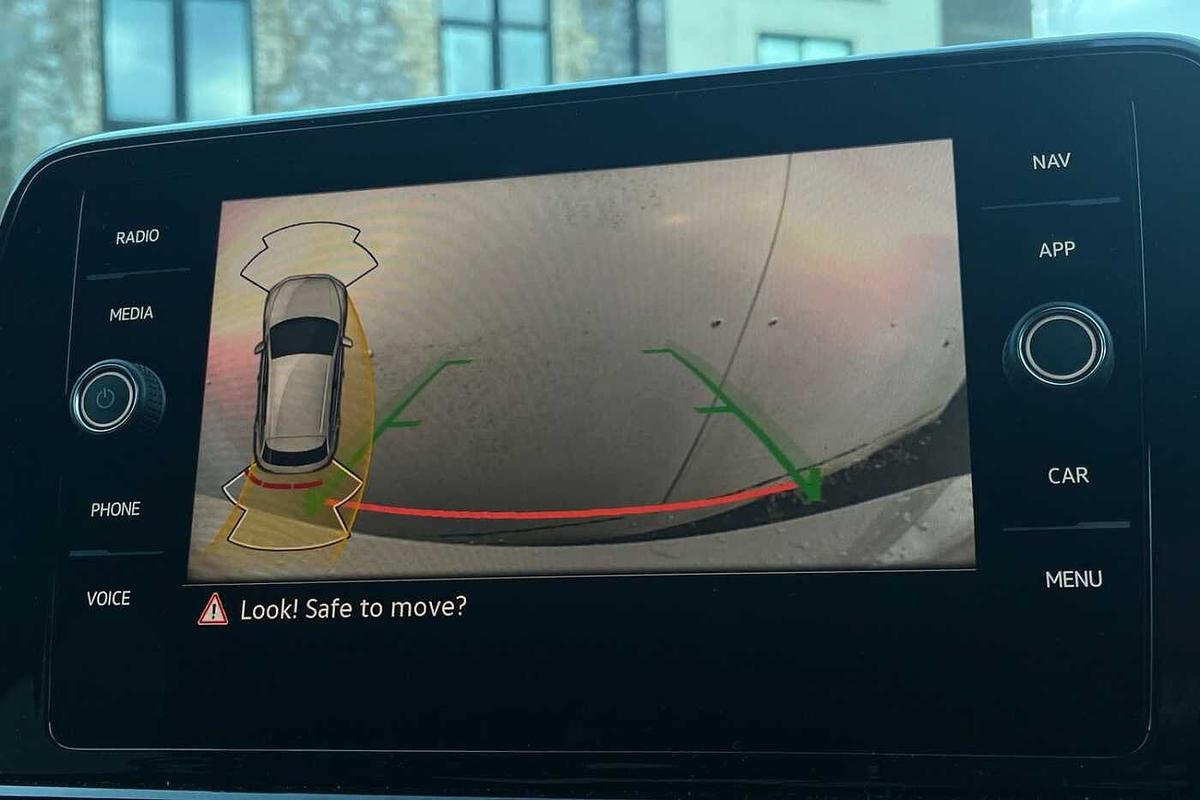 Used Volkswagen T-Roc 2025 for sale - 77542339: Photo 13