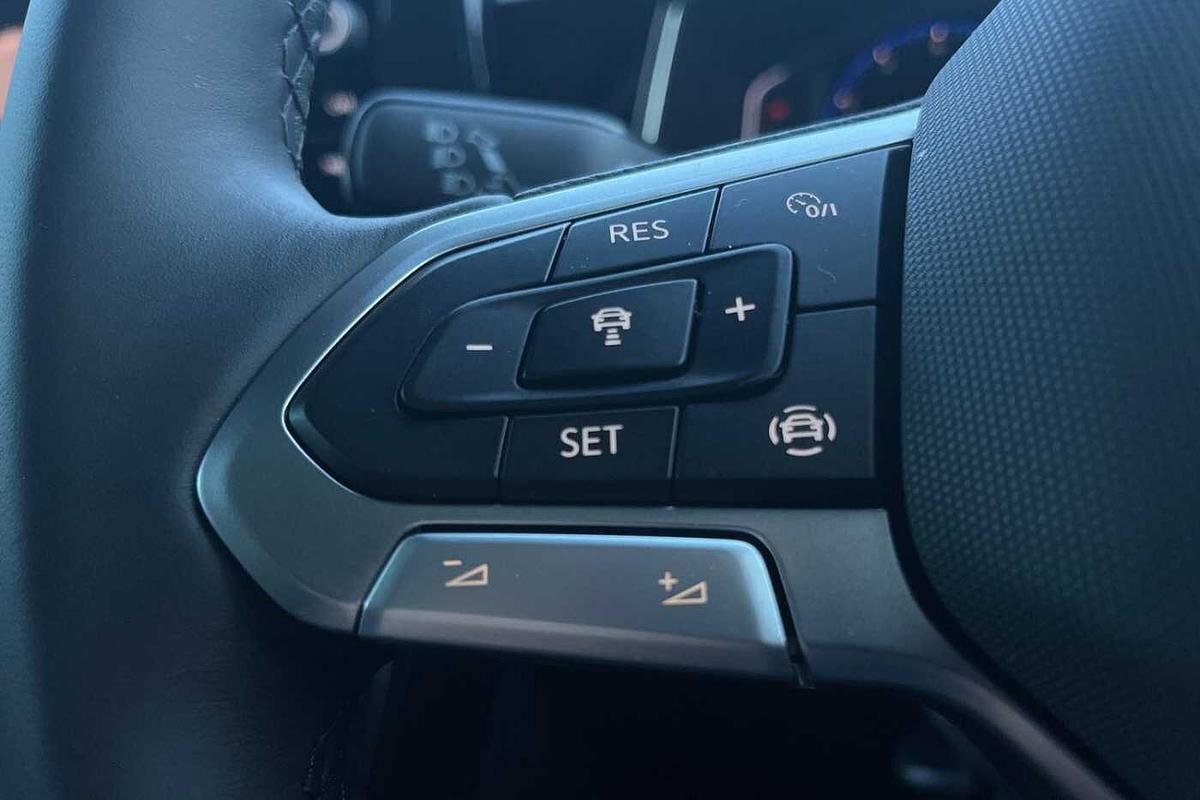 Used Volkswagen T-Roc 2025 for sale - 77542339: Photo 18