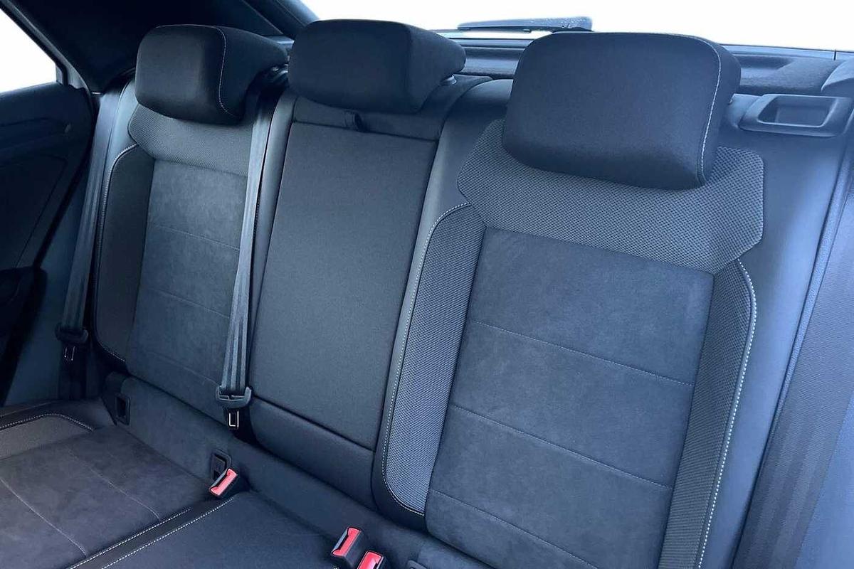 Used Volkswagen T-Roc 2025 for sale - 77542339: Photo 19