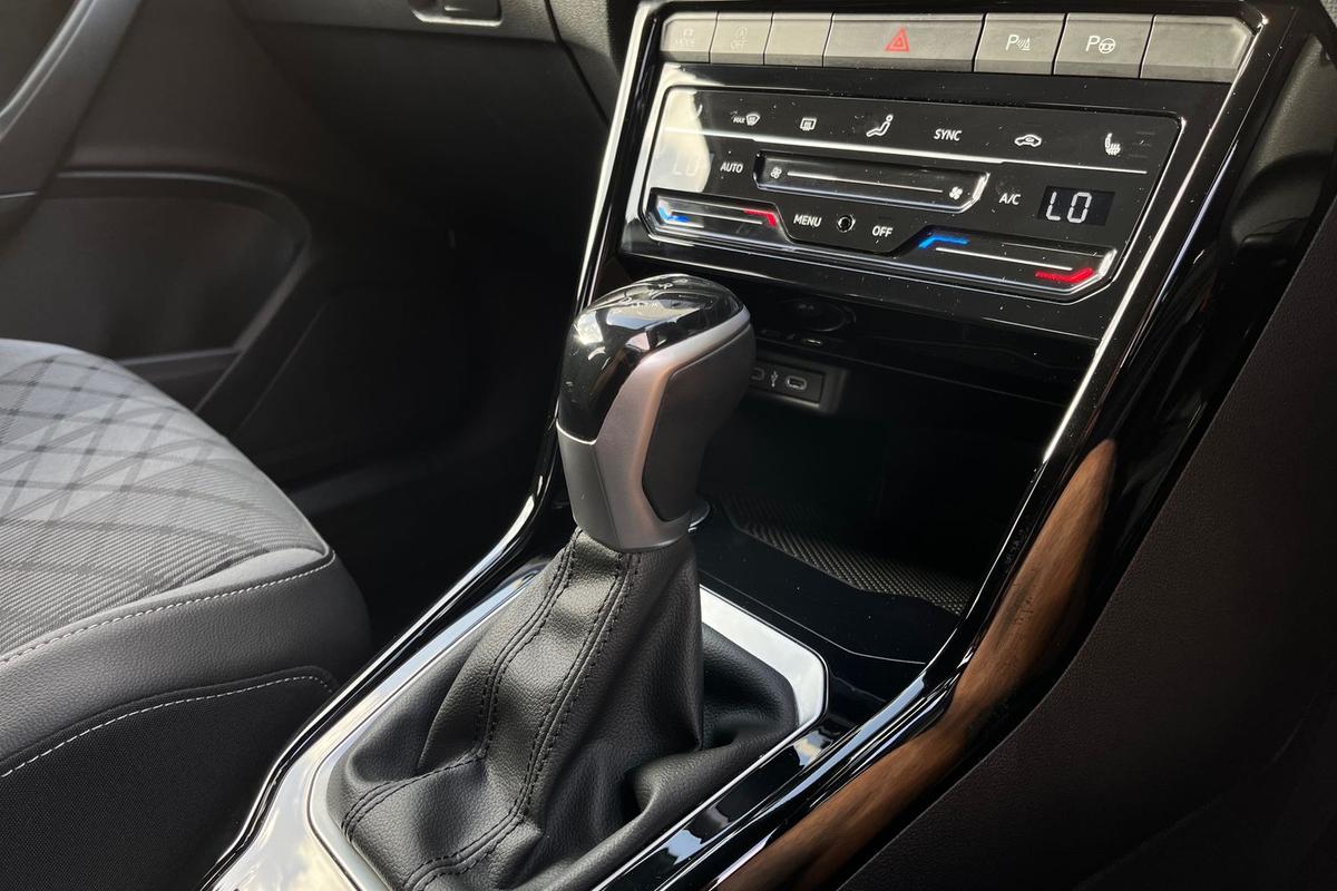 Used Volkswagen T-Roc 2024 for sale - 76677124: Photo 10