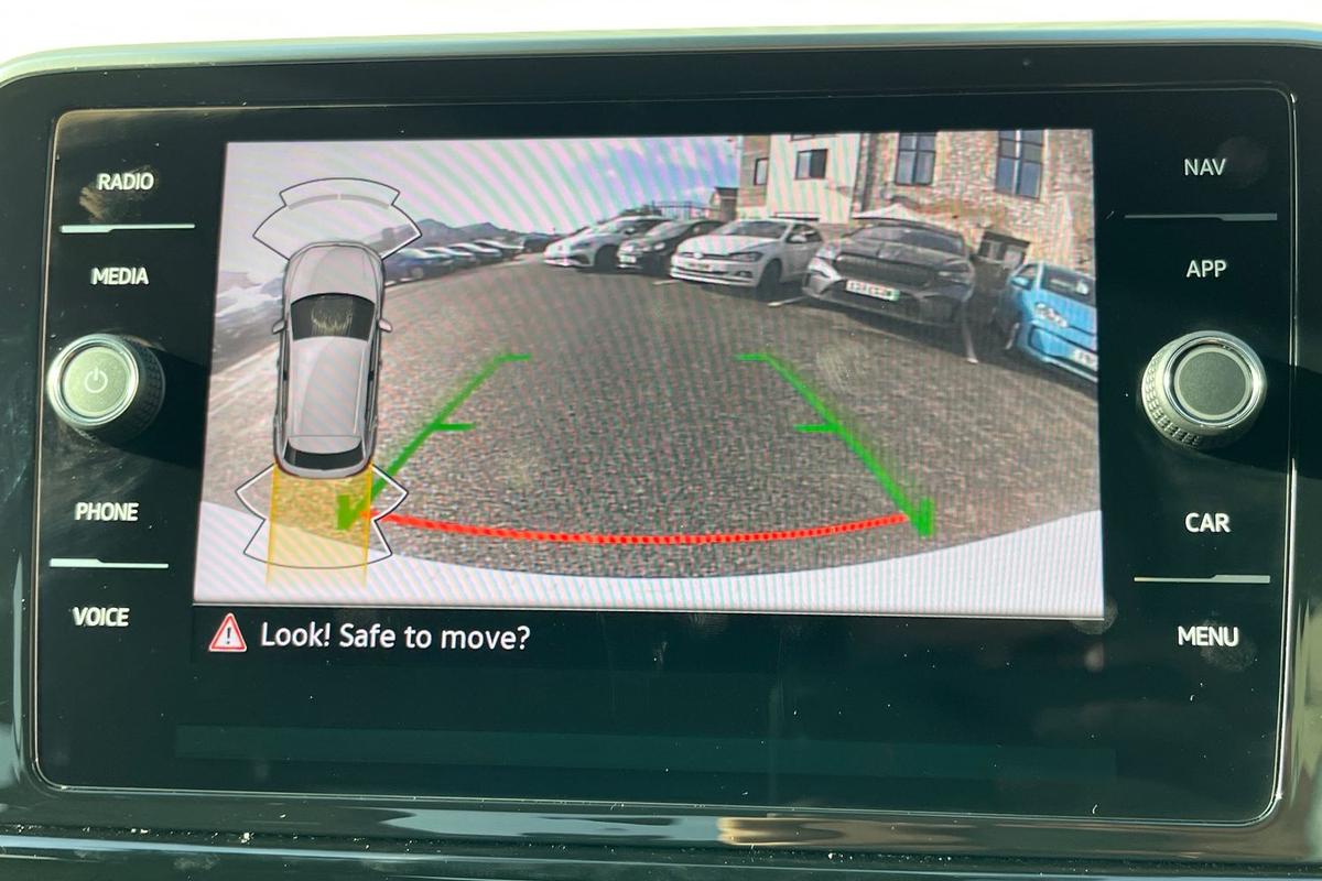 Used Volkswagen T-Roc 2024 for sale - 76677124: Photo 13