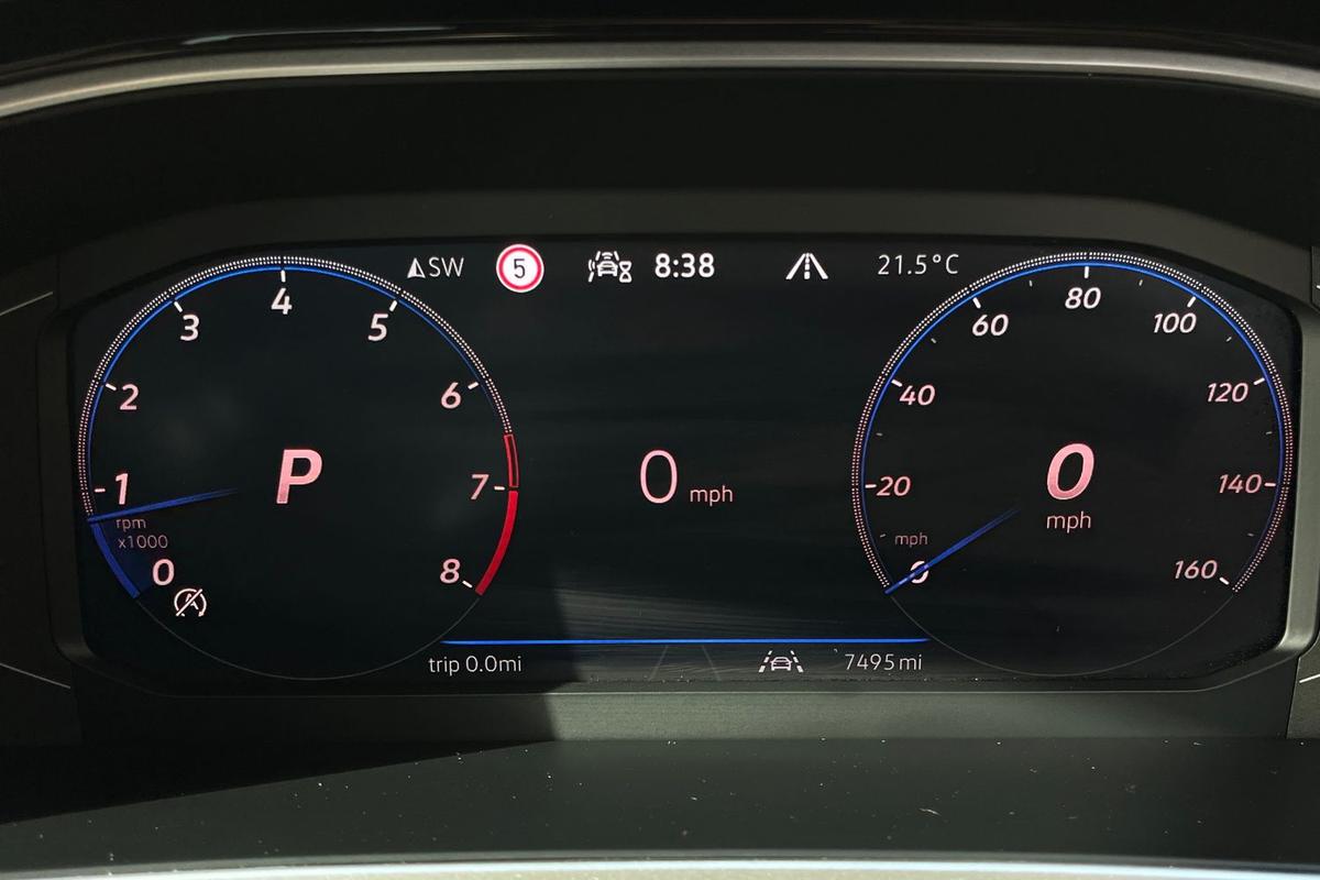 Used Volkswagen T-Roc 2024 for sale - 76677124: Photo 16