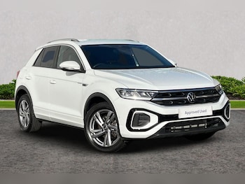 Used Volkswagen T-Roc 2024 for sale - 76677124: Photo