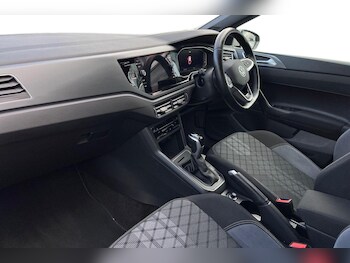 Used Volkswagen Polo 2024 for sale - 76677995: Photo