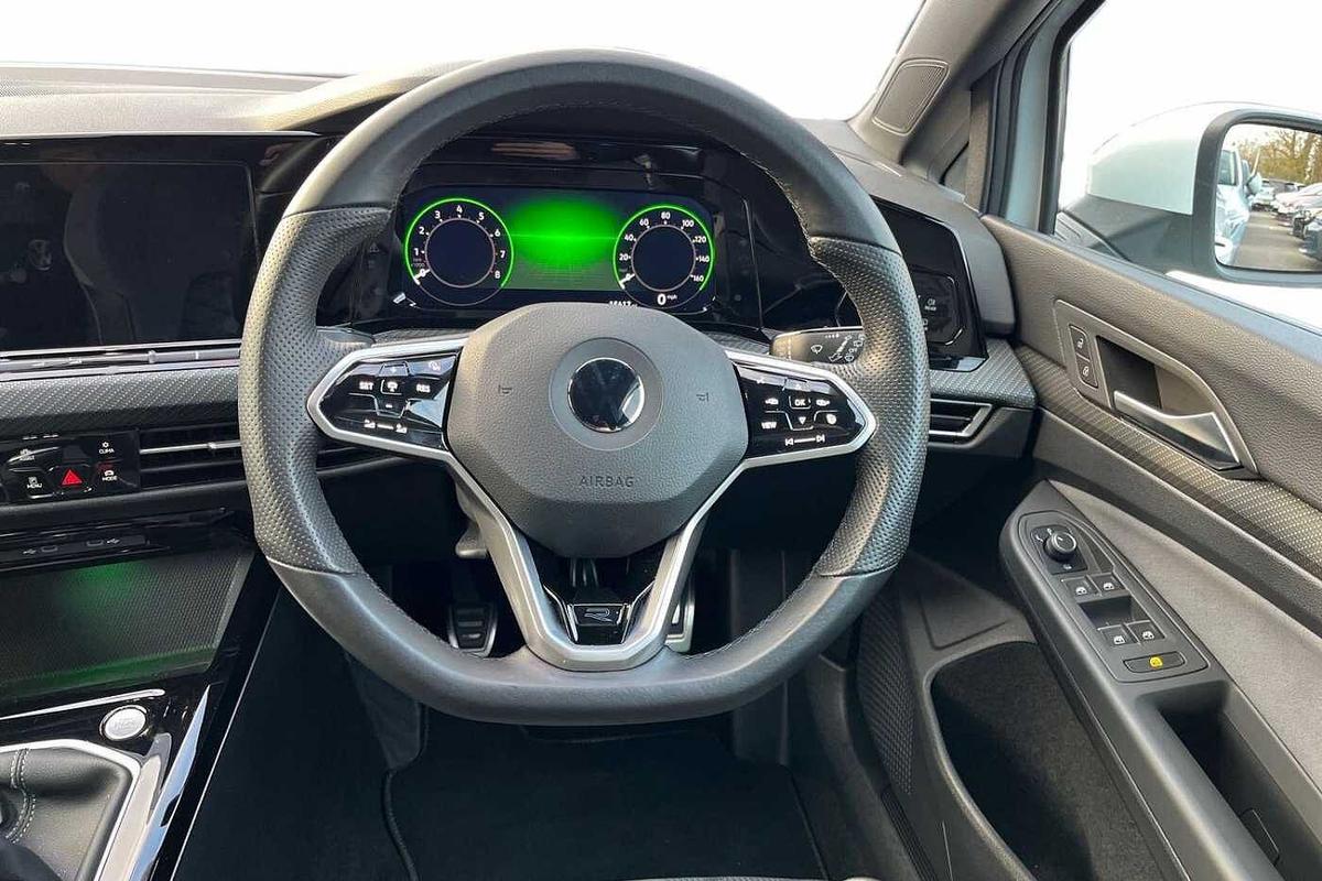 Used Volkswagen Golf 2023 for sale - 77542358: Photo 15