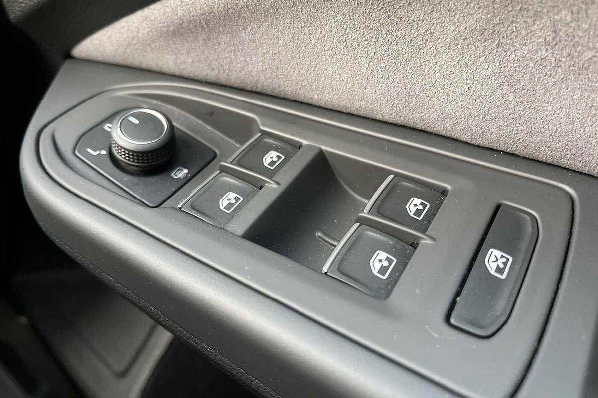 Used Volkswagen Golf 2023 for sale - 77542358: Photo 17