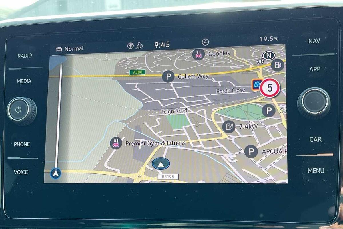 Used Volkswagen T-Roc 2025 for sale - 77542171: Photo 12