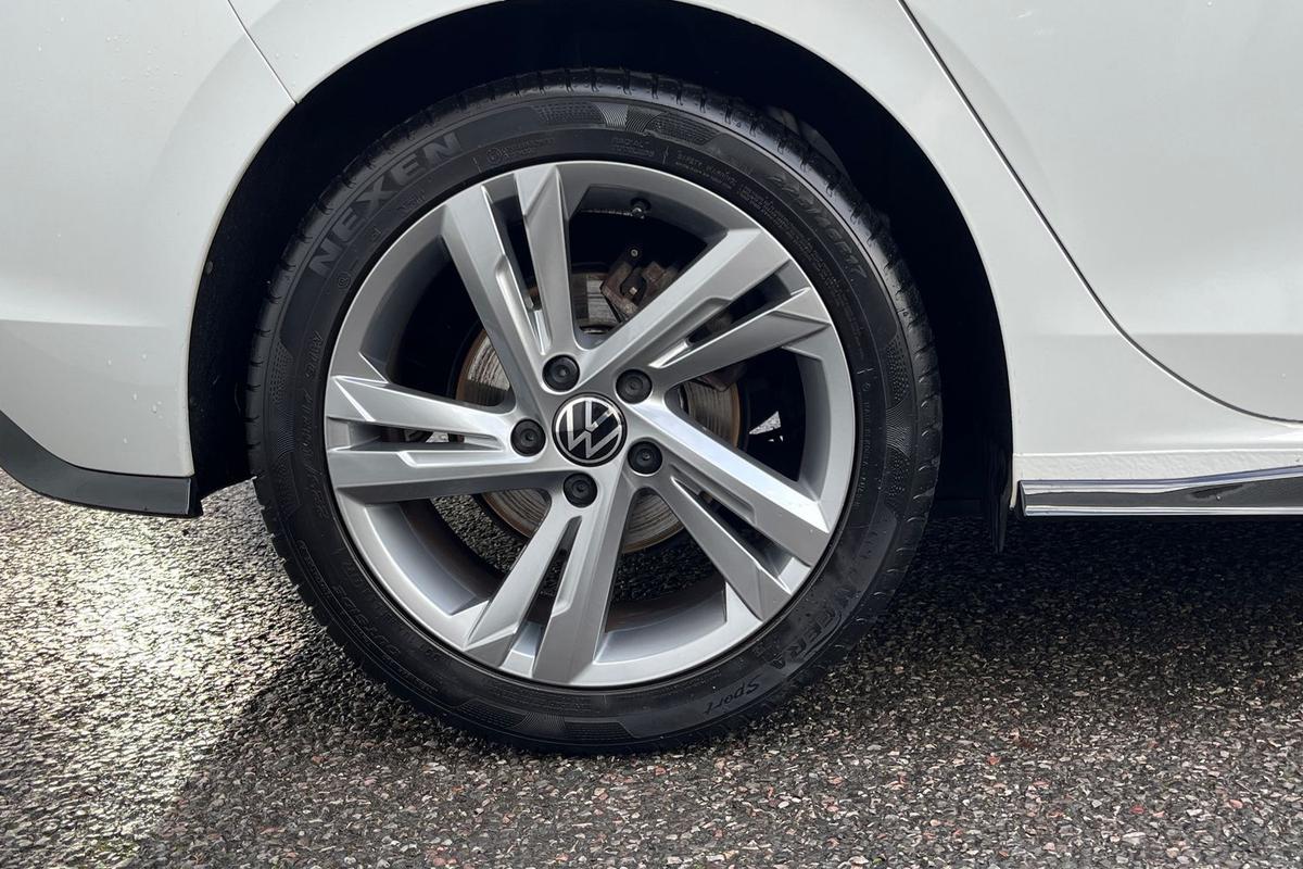 Used Volkswagen Golf 2023 for sale - 76675581: Photo 5