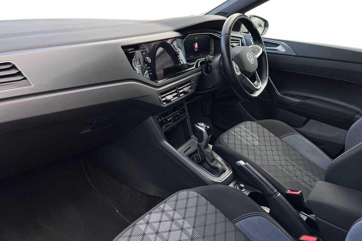 Used Volkswagen Polo 2024 for sale - 77542145: Photo 2