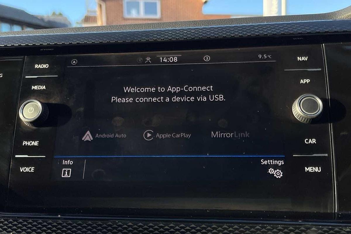 Used Volkswagen Polo 2023 for sale - 77542144: Photo 12