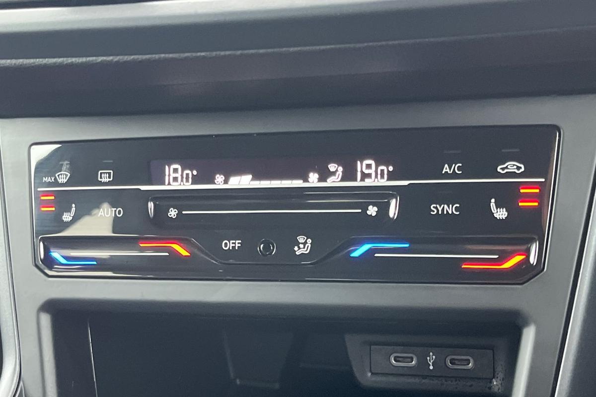 Used Volkswagen Polo 2024 for sale - 76677853: Photo 14