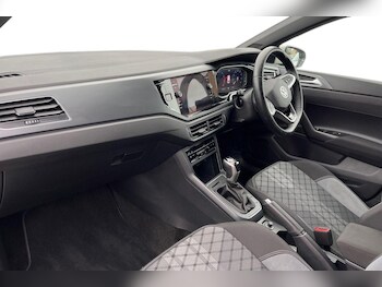 Used Volkswagen Polo 2024 for sale - 76677853: Photo