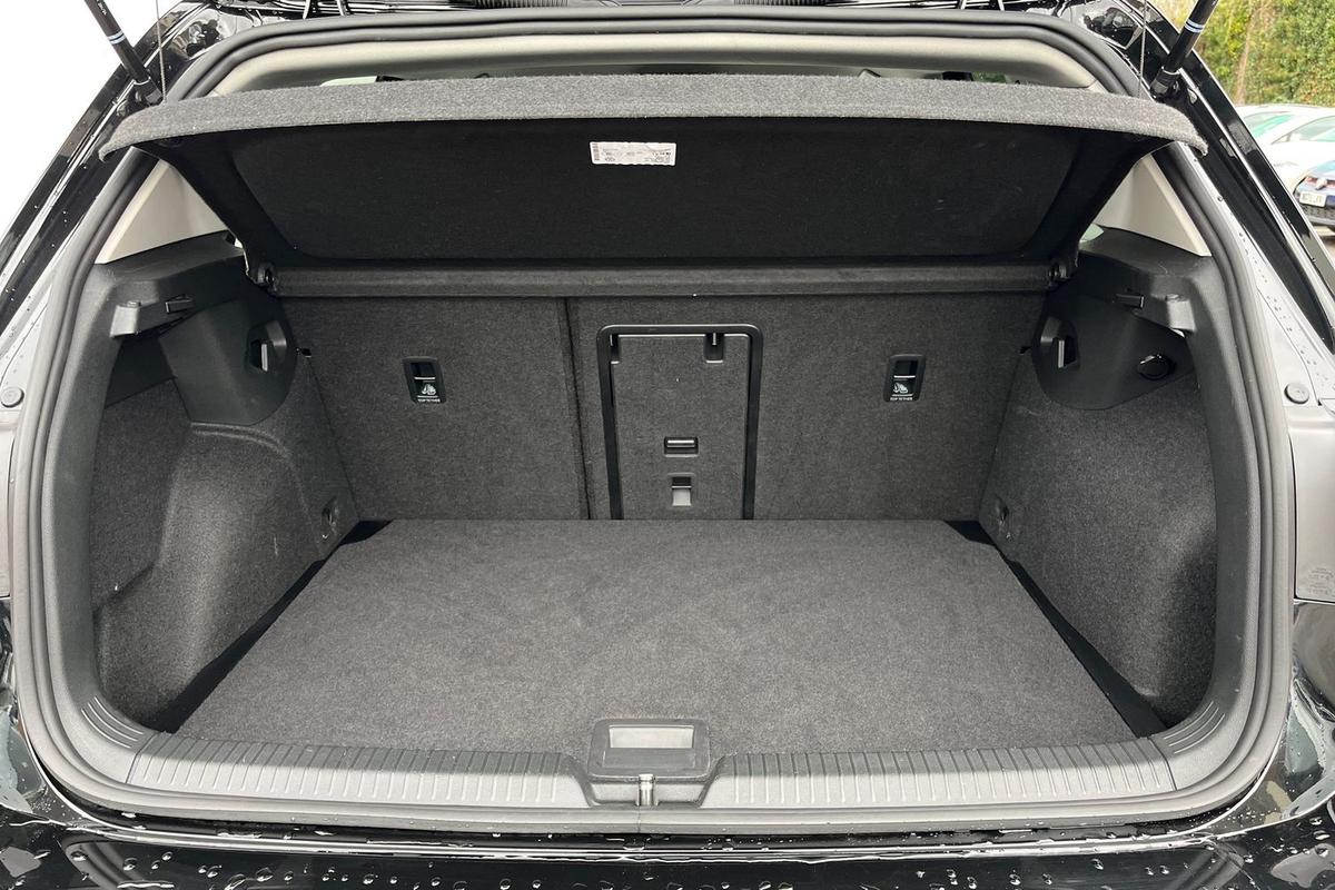 Used Volkswagen Golf 2024 for sale - 76677762: Photo 20