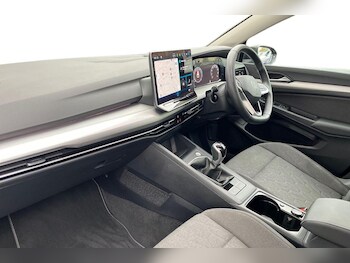 Used Volkswagen Golf 2024 for sale - 76677762: Photo