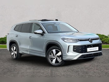 Used Volkswagen Touran 2025 for sale - 76679898: Photo