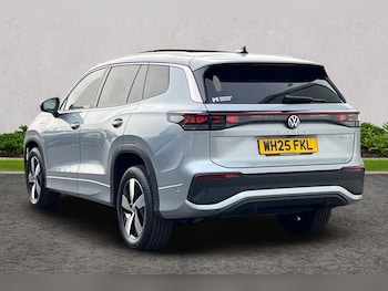 Used Volkswagen Touran 2025 for sale - 76679898: Photo