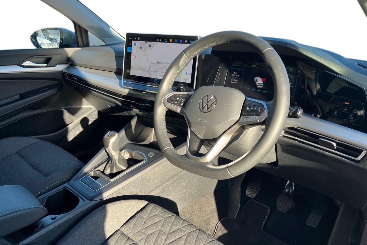 Used Volkswagen Golf 2025 for sale - 77542160: Photo 6