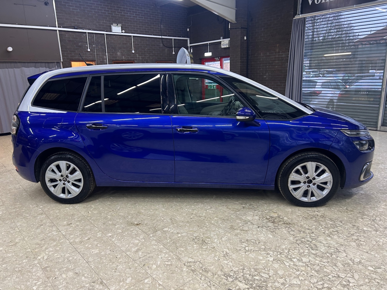 Used Citroen C4 Grand Picasso 2017 for sale - 77012436: Photo 8