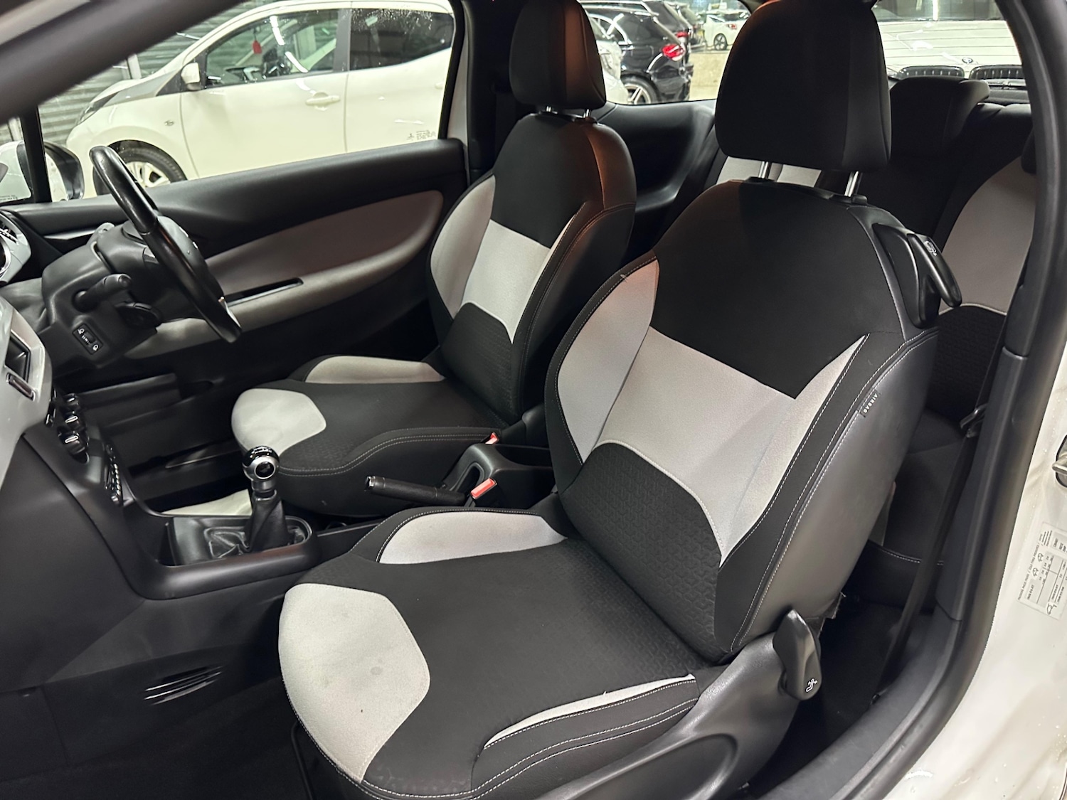 Used Citroen DS3 2015 for sale - 76421825: Photo 15