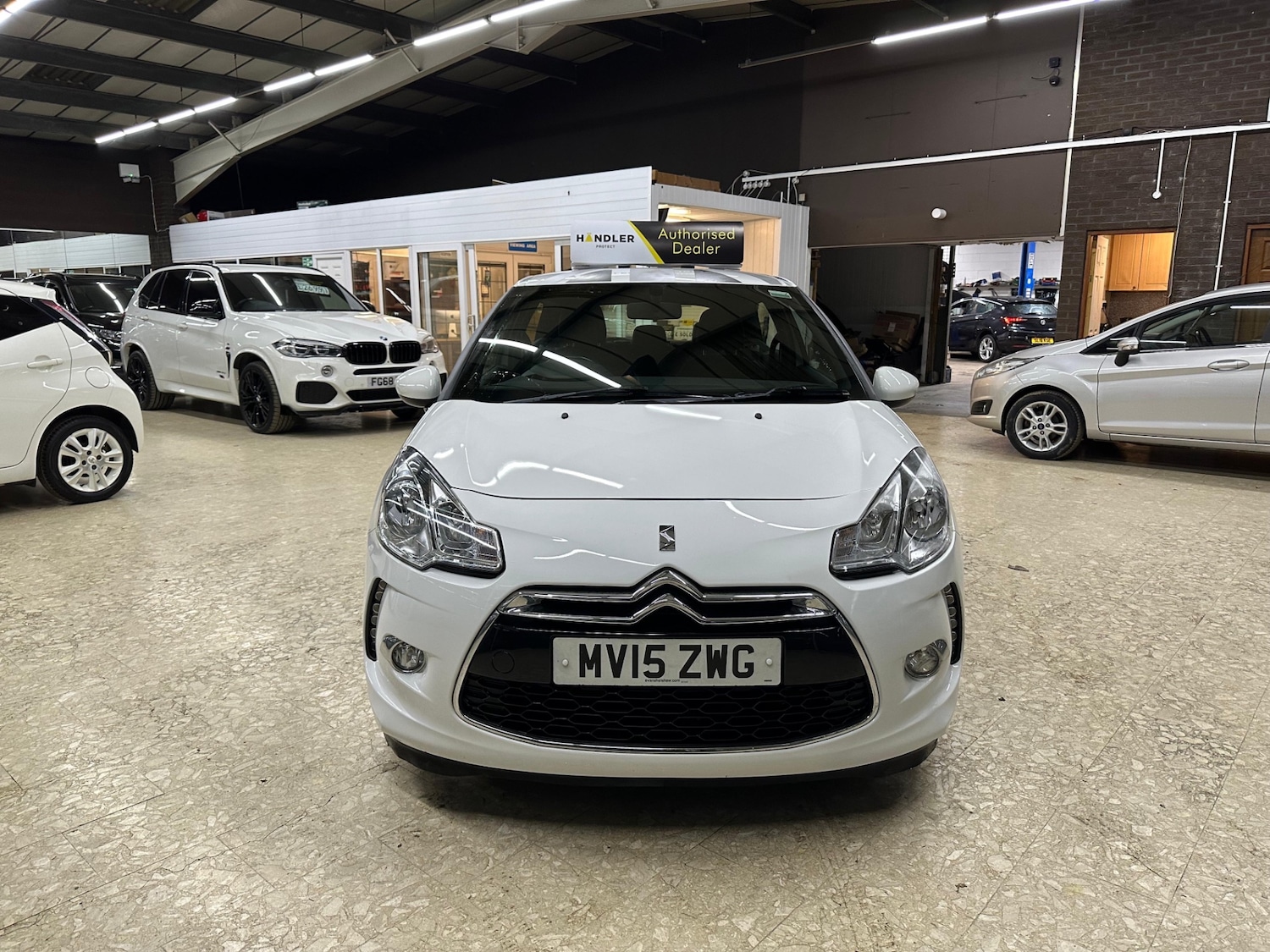 Used Citroen DS3 2015 for sale - 76421825: Photo 2