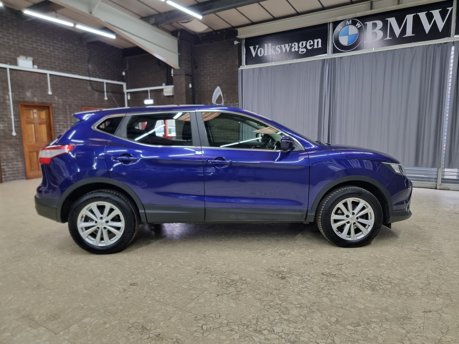 Used Nissan Qashqai 2017 for sale - 77877881: Photo 4