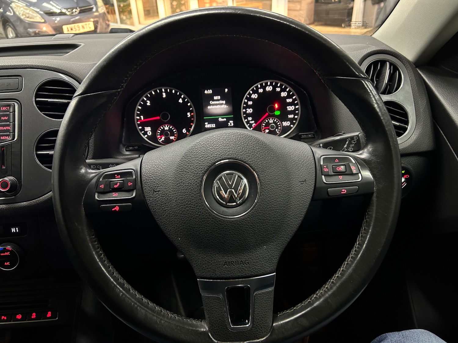 Used Volkswagen Tiguan 2015 for sale - 76858715: Photo 19