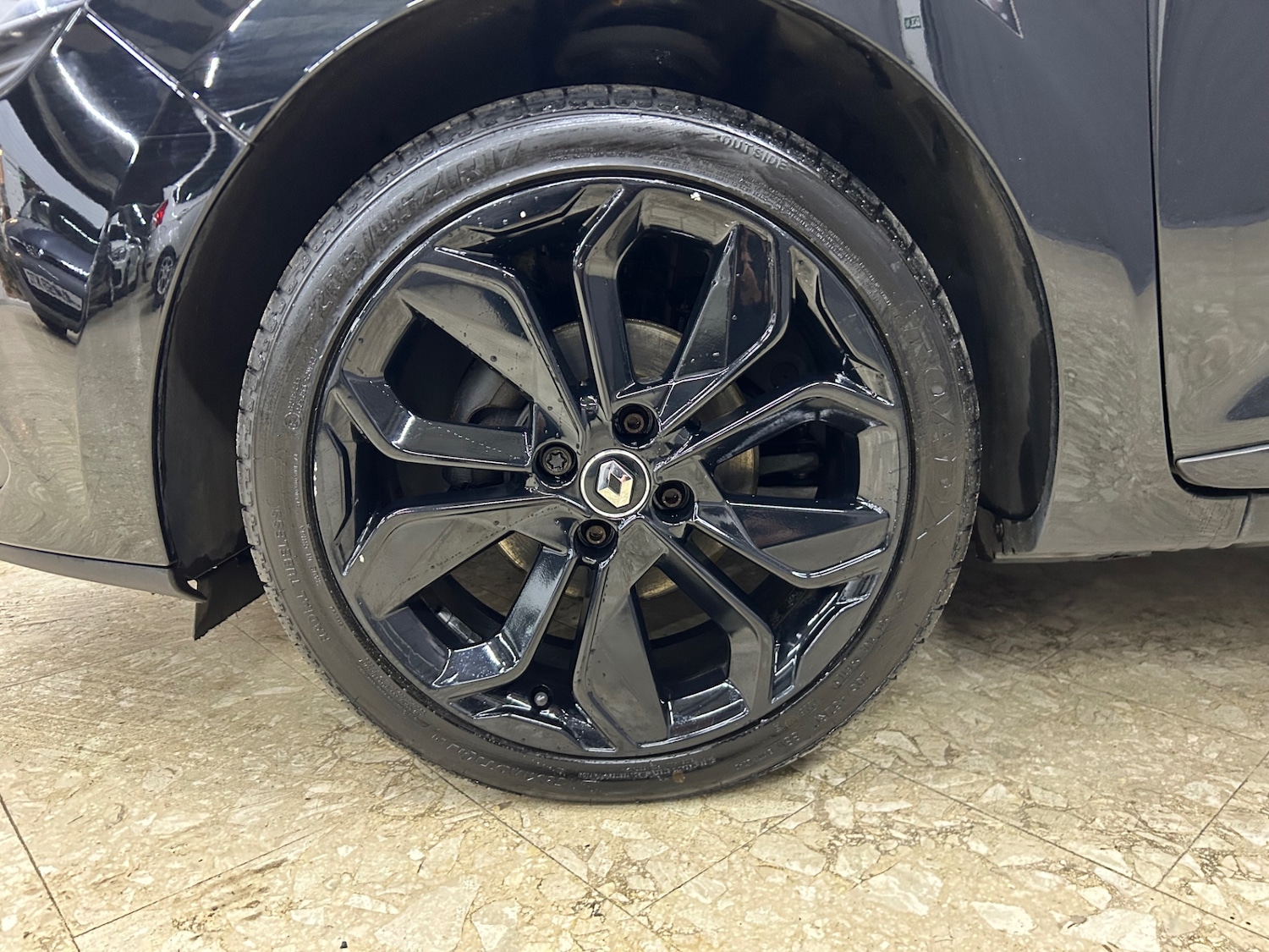 Used Renault Clio 2019 for sale - 76858719: Photo 29