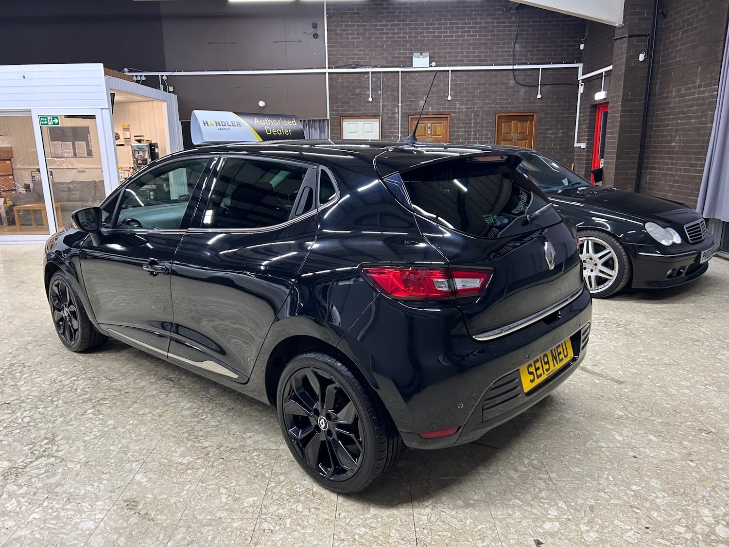 Used Renault Clio 2019 for sale - 76858719: Photo 5