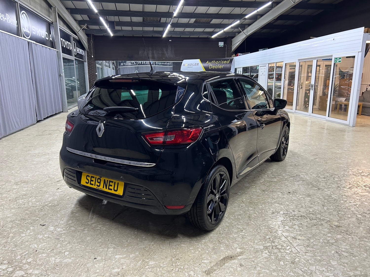 Used Renault Clio 2019 for sale - 76858719: Photo 7
