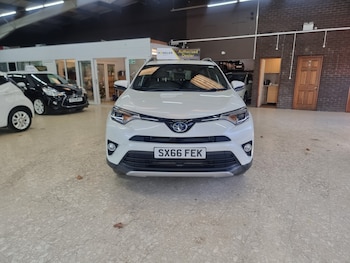 Used Toyota RAV4 2016 for sale - 75869422: Photo