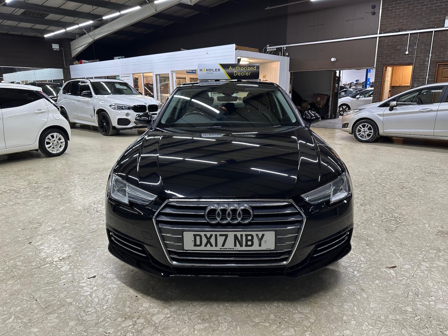 Used Audi A4 2017 for sale - 76421823: Photo 2