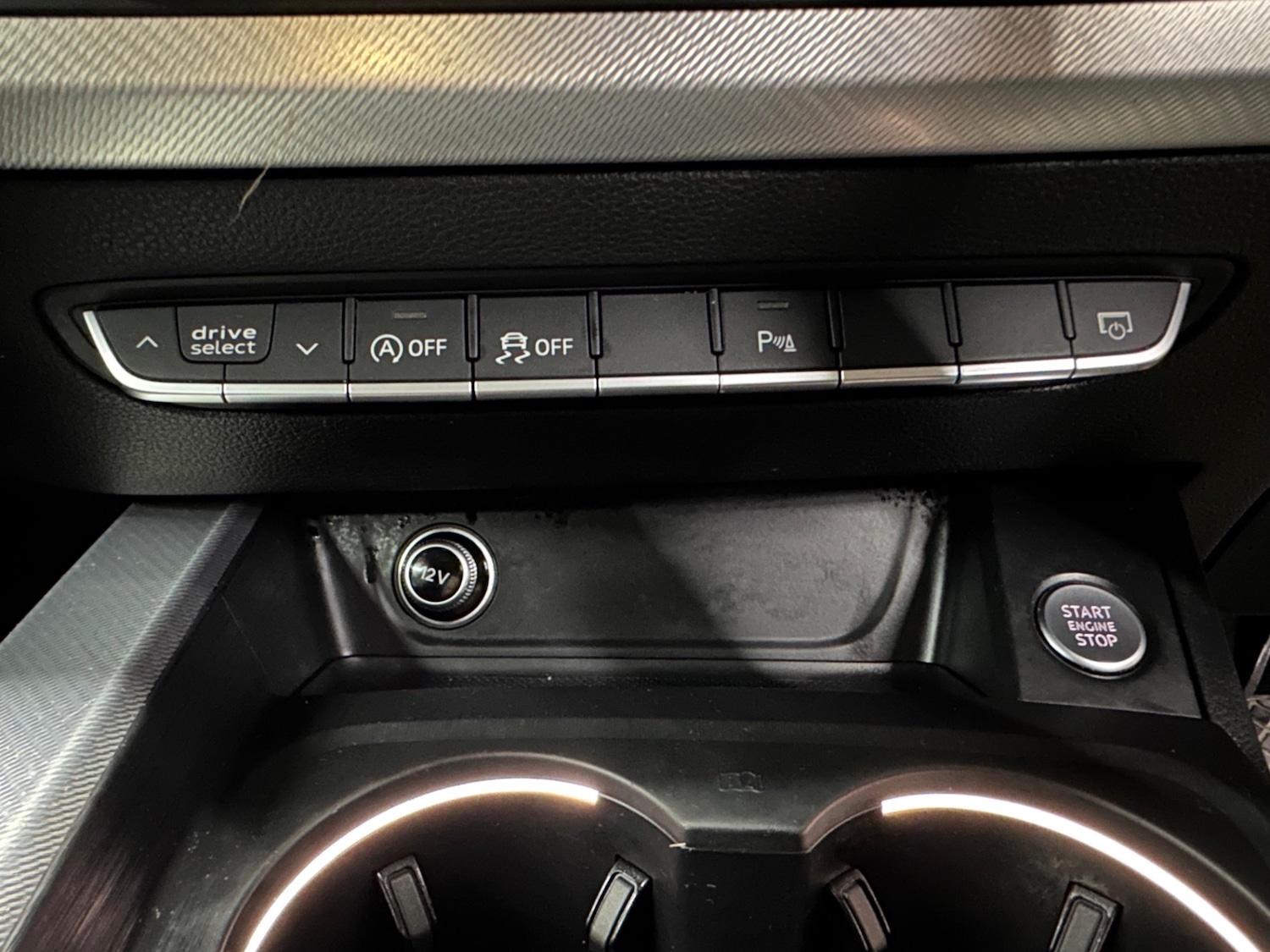 Used Audi A4 2017 for sale - 76421823: Photo 24