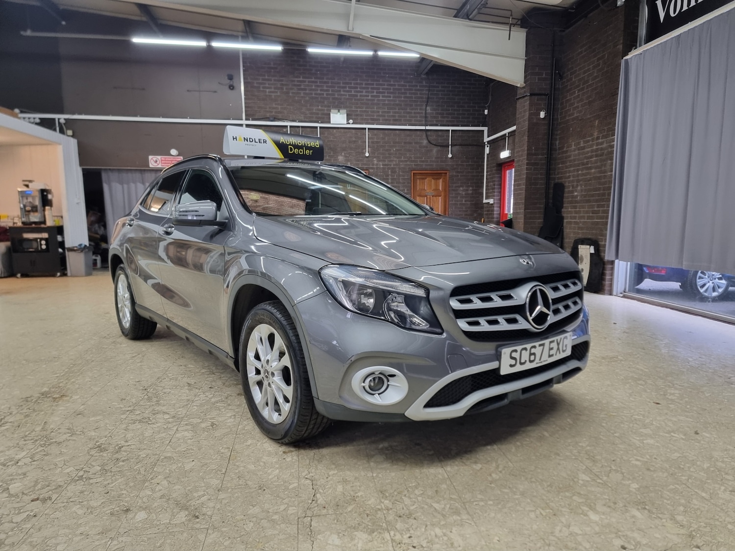Used Mercedes-Benz GLA 2018 for sale - 77247640: Photo 3