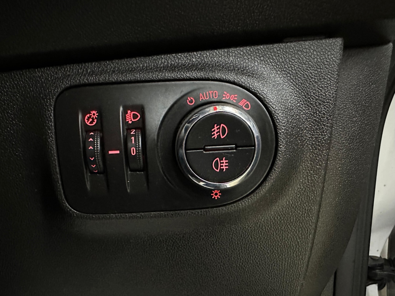Used Vauxhall Corsa 2017 for sale - 76314118: Photo 28