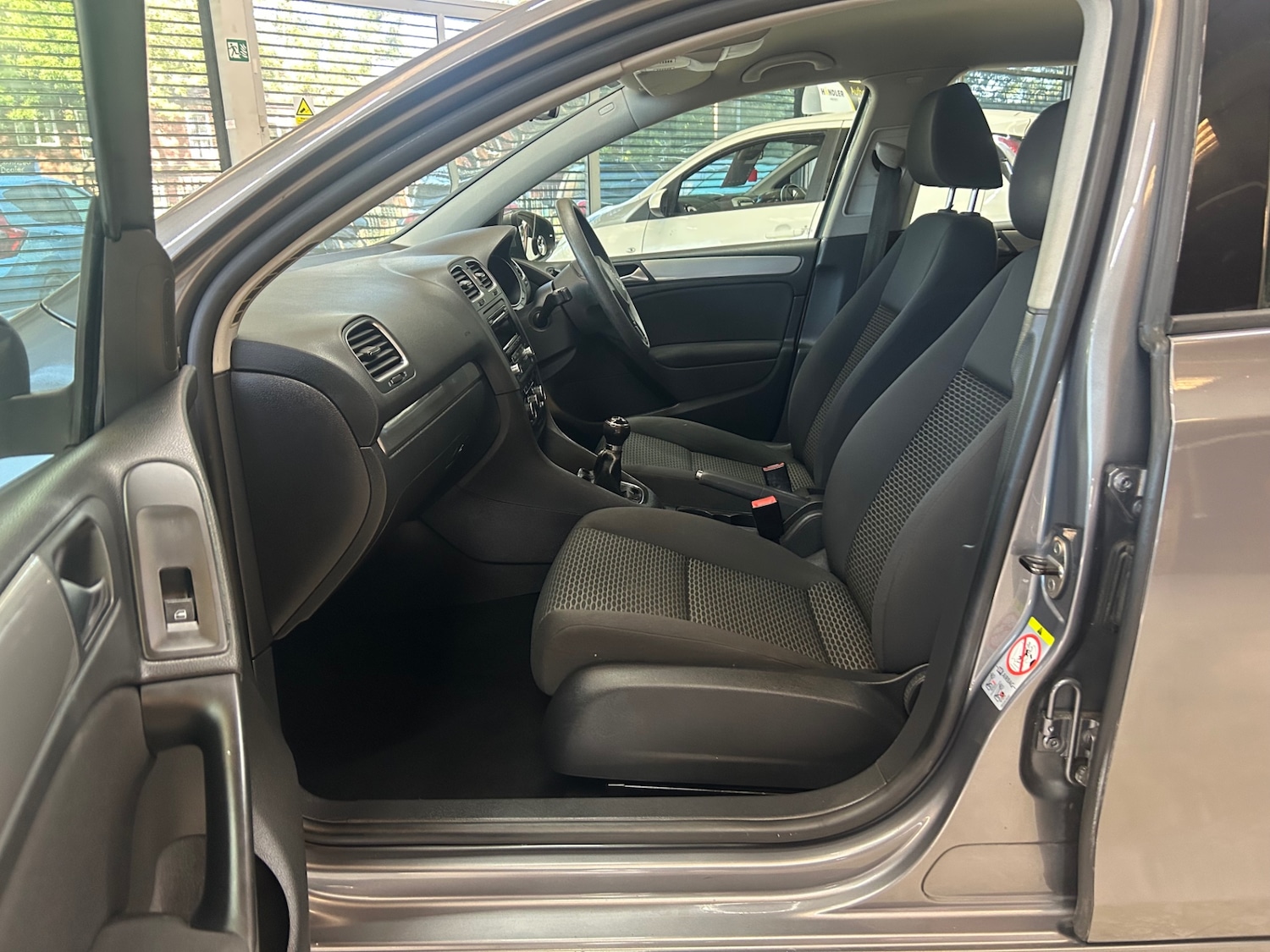 Used Volkswagen Golf 2012 for sale - 76243260: Photo 12
