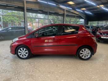 Used Toyota Yaris 2013 for sale - 74874123: Photo