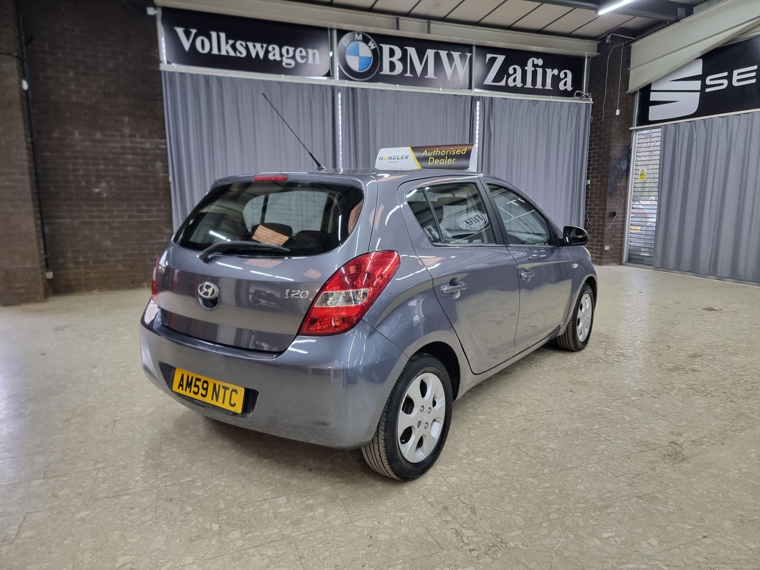 Used Hyundai i20 2009 for sale - 78056850: Photo 5