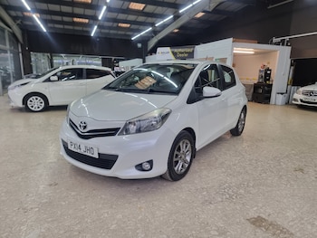 2014 (14) - 1.33 VVT-i Icon+ 5dr
