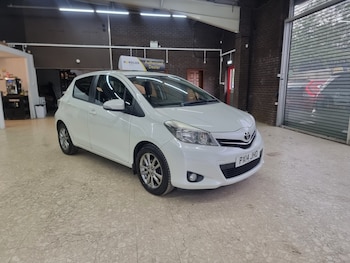 Used Toyota Yaris 2014 for sale - 75847905: Photo