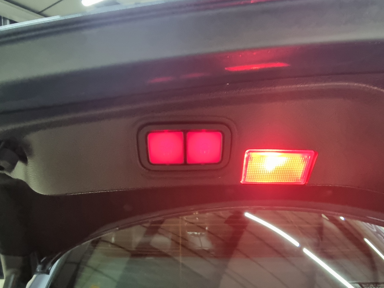 Used Mercedes-Benz C Class 2018 for sale - 77235980: Photo 15