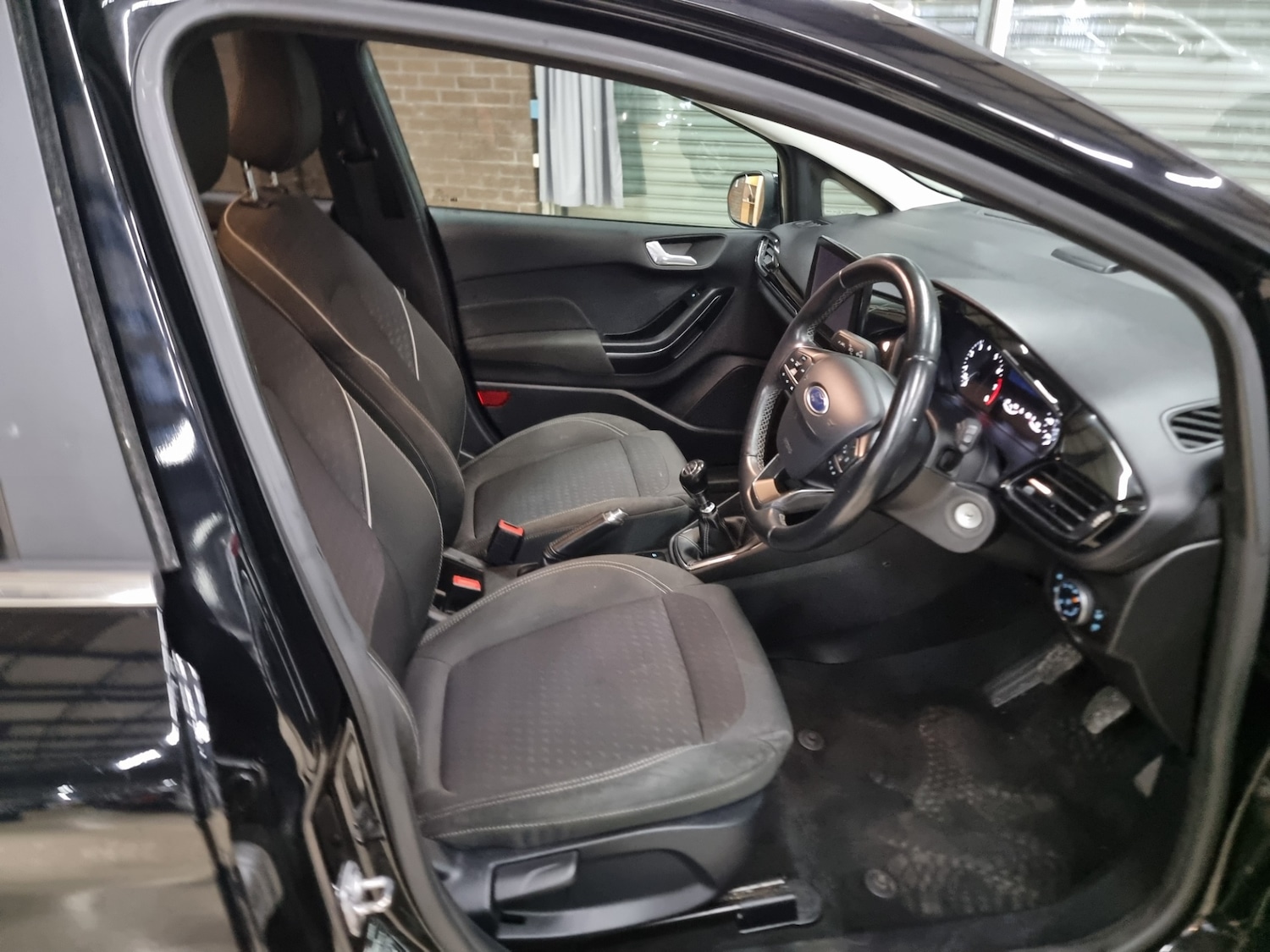 Used Ford Fiesta 2018 for sale - 76603304: Photo 18