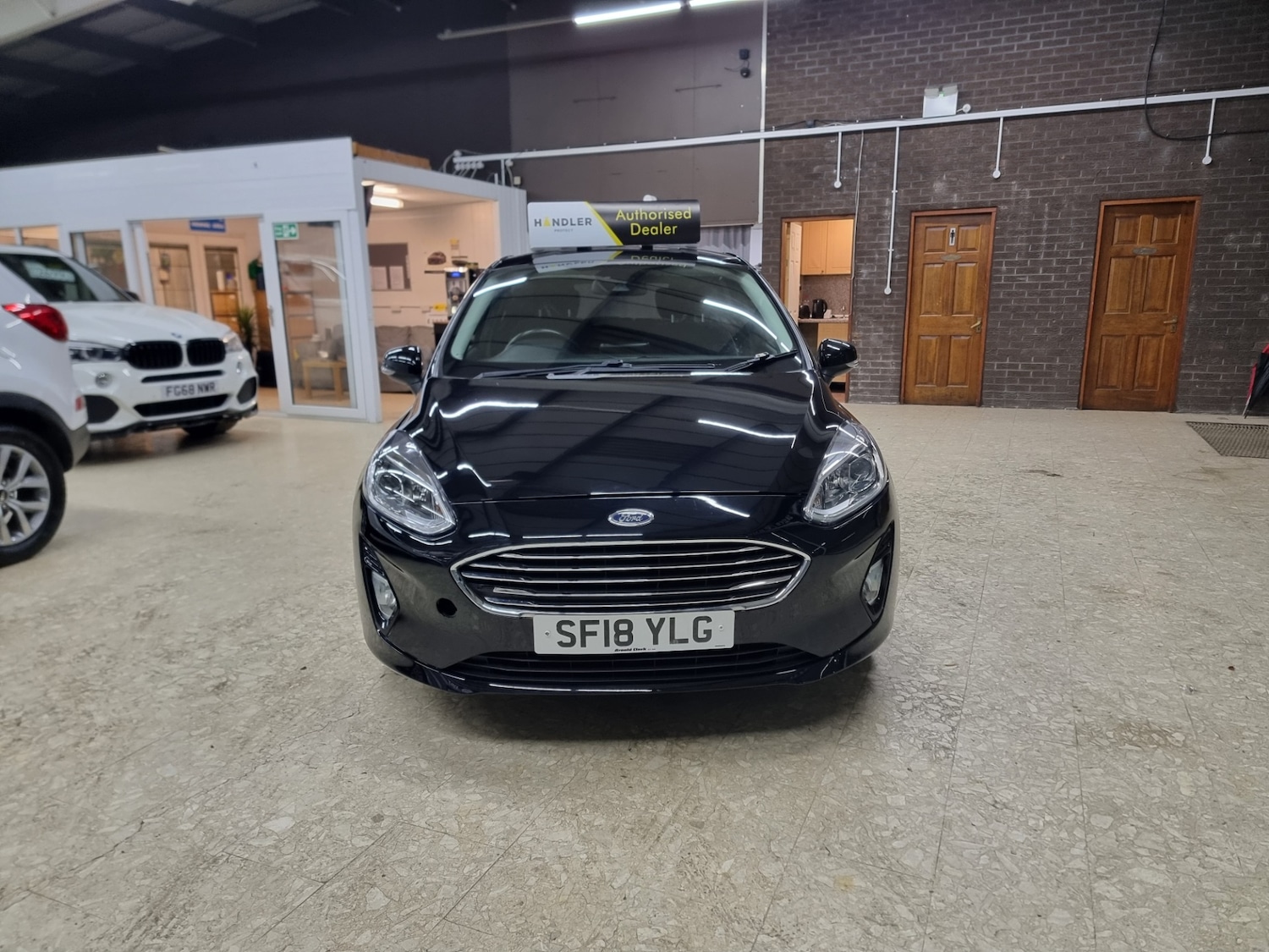 Used Ford Fiesta 2018 for sale - 76603304: Photo 2