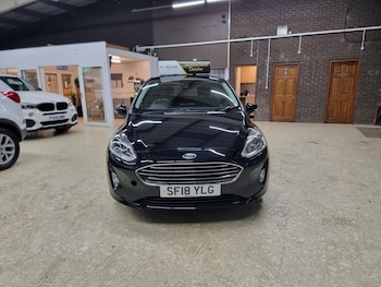 Used Ford Fiesta 2018 for sale - 76603304: Photo