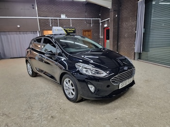 Used Ford Fiesta 2018 for sale - 76603304: Photo
