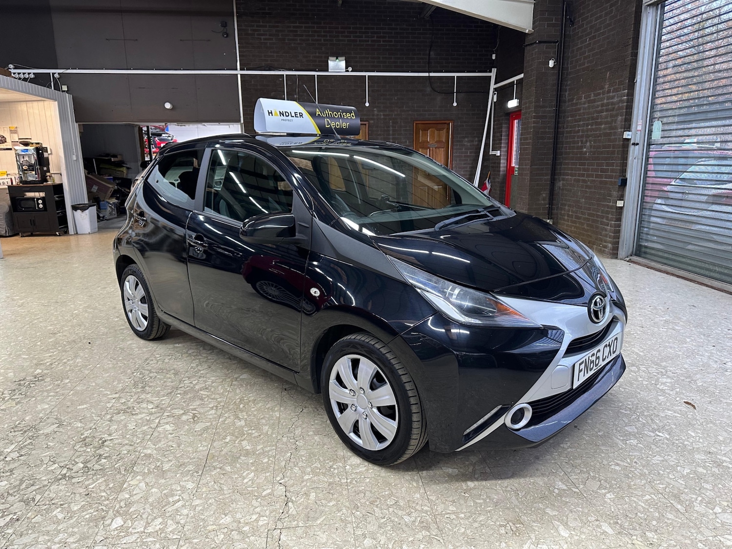 Used Toyota AYGO 2016 for sale - 76314092: Photo 3