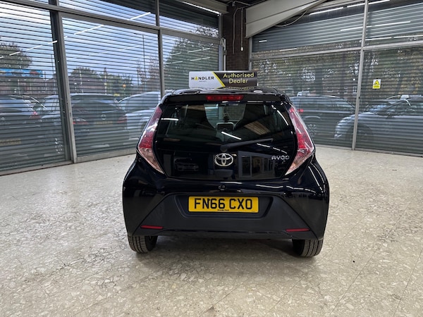 Used Toyota AYGO 2016 for sale - 76314092: Photo 6