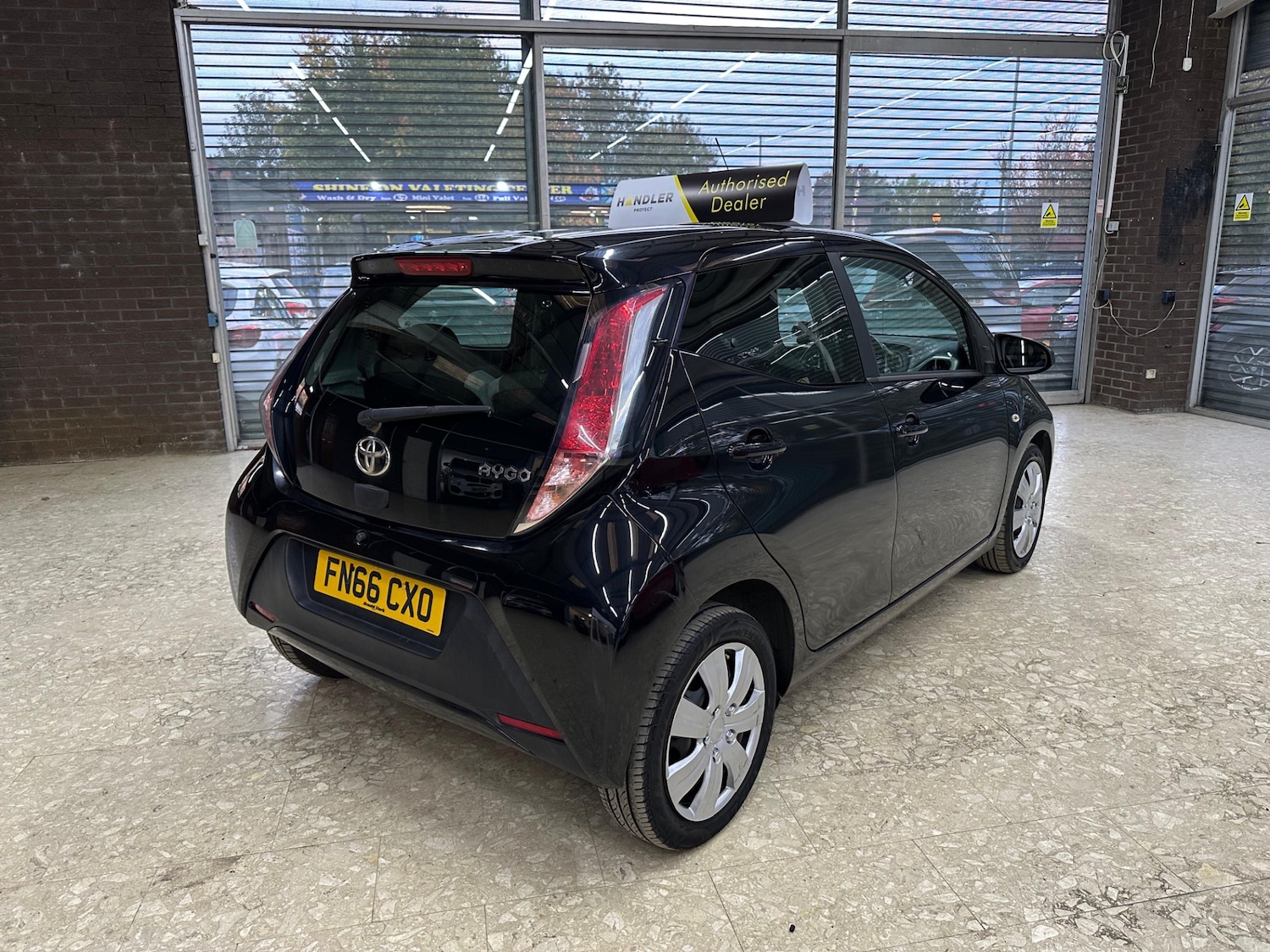 Used Toyota AYGO 2016 for sale - 76314092: Photo 7