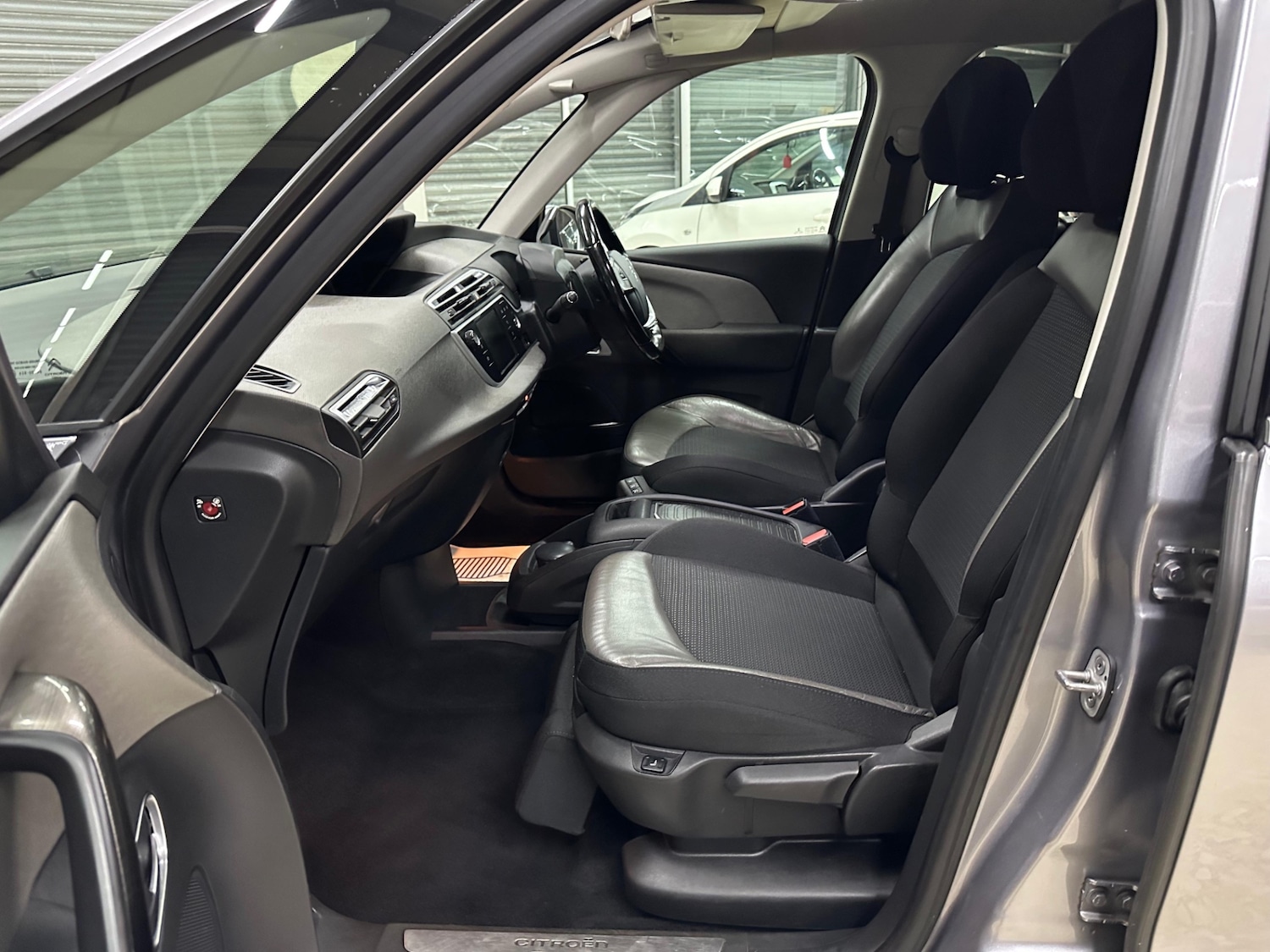 Used Citroen C4 Picasso 2017 for sale - 76421821: Photo 15