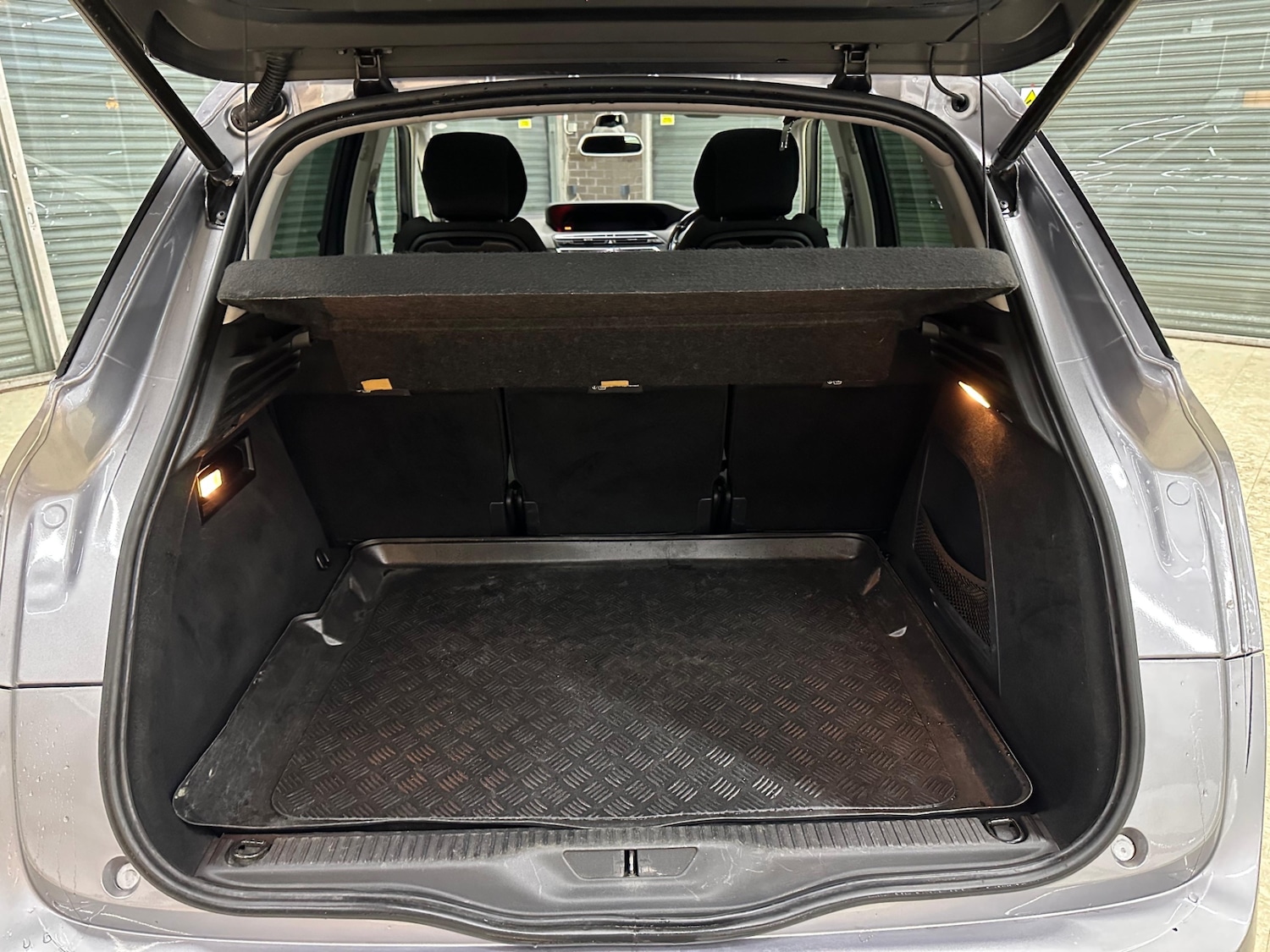 Used Citroen C4 Picasso 2017 for sale - 76421821: Photo 30